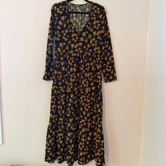 Free People Dresses & Skirts - Free People Boho Floral Tiered Maxi Dress Black Yellow Womens Large